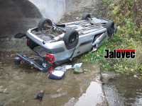 AKTUALIZOVÁNO: Tragická nehoda v Jasenicích: Muž zemřel, 4 ženy zraněné