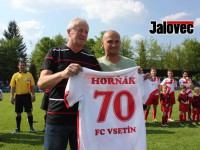 Fotbalisté oslavili sedmdesátku Oldy Horňáka